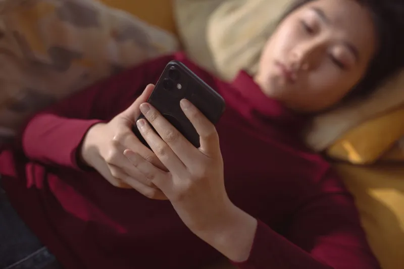 The Realness Trap: How Trying to Be Authentic Online Became Its Own Kind of Exhausting Performance